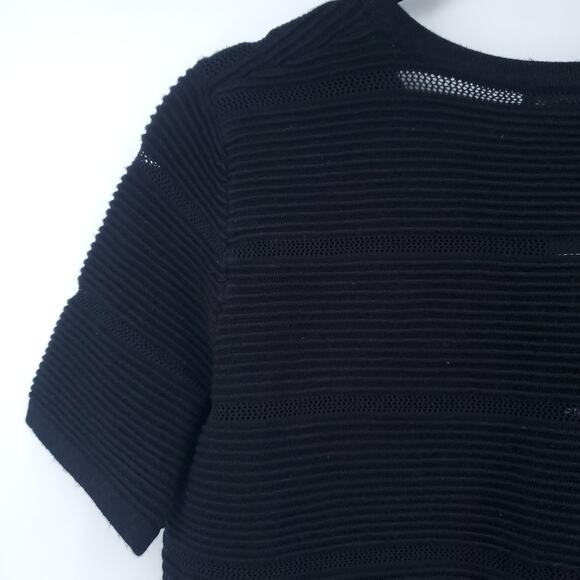 Premise Mod Versatile Minimal Crop Black Textured Short Sleeve Cardi Jacket XS - Picture 9 of 10
